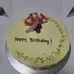 Premium MSW durian cake (Size: 8") (Qty of Big Candles: 9) (Qty of Small Candles: 1)