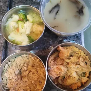 Dinner Tingkat (20 Days, 3 Dishes + Soup OR 4 Dishes)