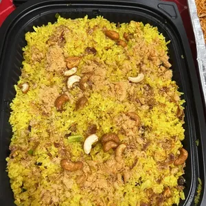 Garlic Butter Rice with Raisins  蒜蓉牛油饭配葡萄干