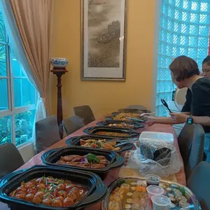 Japanese Classic Sushi and Maki Platter (55pcs)