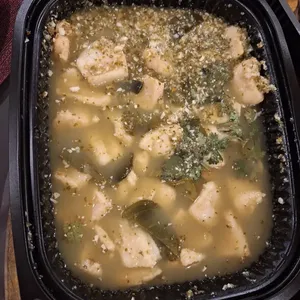 Poach fish fillet w garlic & lemon sauce
