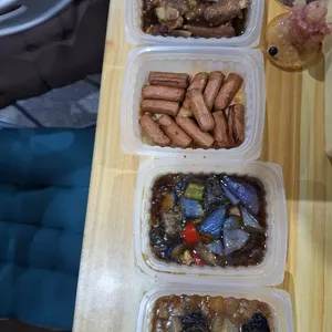 Dinner Tingkat (20 Days, 3 Dishes + Soup OR 4 Dishes)