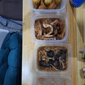 Dinner Tingkat (20 Days, 3 Dishes + Soup OR 4 Dishes)