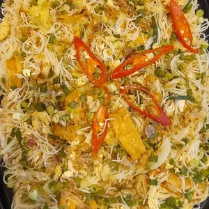 Nonya Mee Siam Goreng   (娘惹米暹)