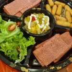X’mas Cold Platter (Chicken Honey Ham & Mini Cocktail Sausage with Cherry Tomato)