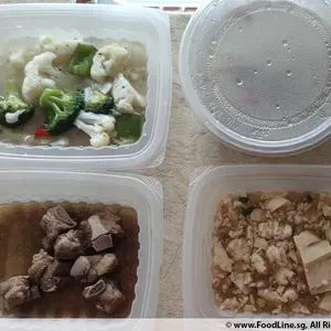Lunch Tingkat (20 Day, 3 Dishes + Soup OR 4 Dishes)