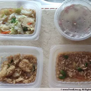 Lunch Tingkat (20 Day, 3 Dishes + Soup OR 4 Dishes)