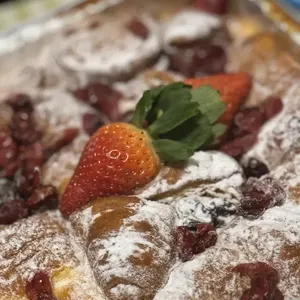 Classic Bread & Butter Pudding (Approx. 1kg)