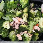 Broccoli with Mushroom & Pacific Clam 香炒西兰花蘑菇鲍贝