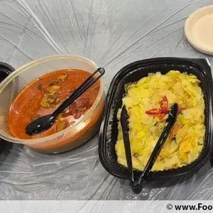 Signature Curry Chicken w/ Potato 招牌咖喱鸡马铃薯