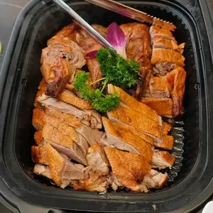 药材当归烤鸭 Herbal Dang Gui Duck