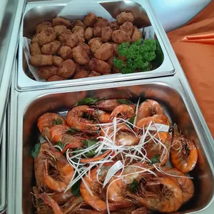 Signature Butter Prawns 招牌牛油虾