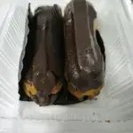 Chocolate Eclair (Size: Regular)