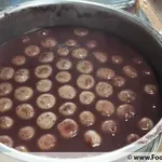 黑芝麻汤圆配红豆汤 Black Sesame Tang Yuan with Red Bean Soup
