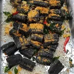玉米脆片炭烤墨鱼油条配特制咸蛋黄酱 Deep Fried Charcoal Squid You Tiao with Cornflake Crumble & Salted Egg Yolk Dip