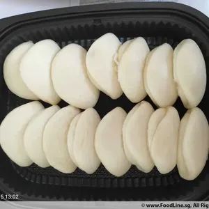 Yeh’s homemade bun with stewed meat 夜招牌扣肉包