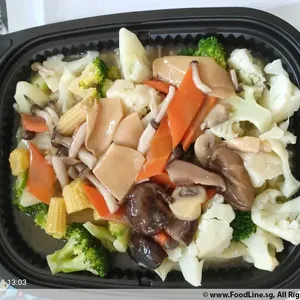 Longevity bailing mushroom with vegetables 百灵菇菜花