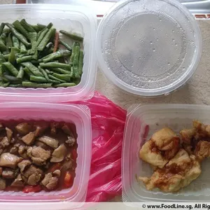Lunch Tingkat (20 Day, 3 Dishes + Soup OR 4 Dishes)