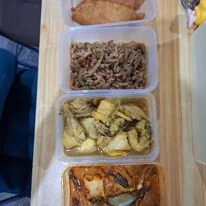 Tingkat - 3 Dishes + 1 soup/ 4 Dishes  (20 days)(Dinner)
