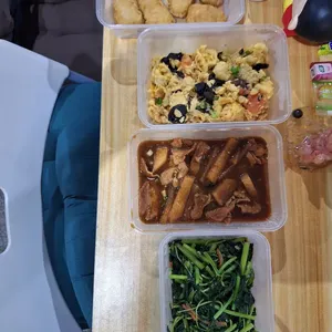 Tingkat - 3 Dishes + 1 soup/ 4 Dishes  (20 days)(Dinner)