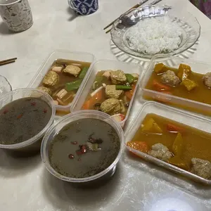 Prestige Balanced Tingkat Series - Lunch/Dinner tingkat (20 Days, 2 Dishes + 1 Soup ONLY)