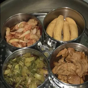 Dinner Tingkat (20 Days, 3 Dishes + Soup OR 4 Dishes)