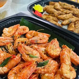 Salted Egg Prawn 咸蛋虾