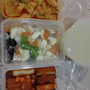 Traditional Tingkat Series - Lunch/Dinner Tingkat (10 Days, 3 Dishes + 1 Soup OR 4 Dishes)