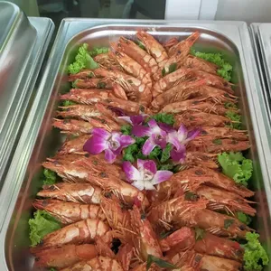 Salted Egg Prawns                                                         	咸蛋虾球
