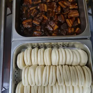 扣肉馒头 Braise Pork w/ Bun