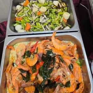 Creamy Buttermilk Prawn 大笑奶黄蛋酥虾