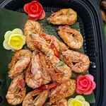 Creamy Buttery Salted Egg Yolk Prawns   (咸蛋虾)