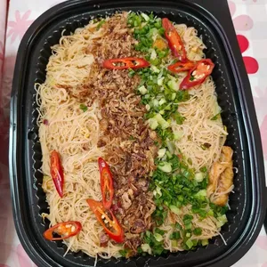 Nonya Mee Siam Goreng   (娘惹米暹)