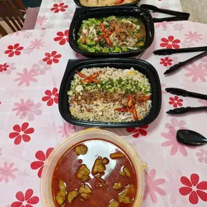 Bayfront Signature Curry Chicken w/ Potato  (咖喱鸡)