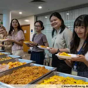Hong Kong Noodle 香港炒面