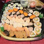 Japanese Classic Sushi and Maki Platter (55pcs)