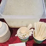 Chilled Almond Beancurd with Longan 龙眼杏仁果冻