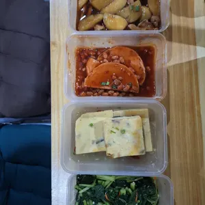 Tingkat - 3 Dishes + 1 soup/ 4 Dishes  (20 days)(Dinner)