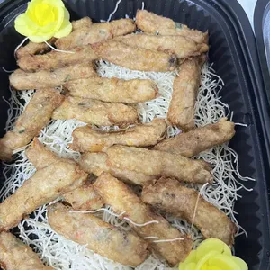 Salted egg York fish 咸蛋黄鱼片