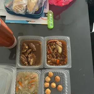 Lunch/Dinner Tingkat (10 Days, 3 Dishes + Soup OR 4 Dishes)
