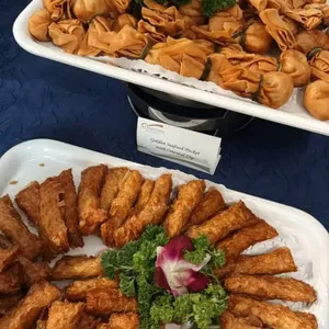 Golden Seafood Pocket with Oriental Dip