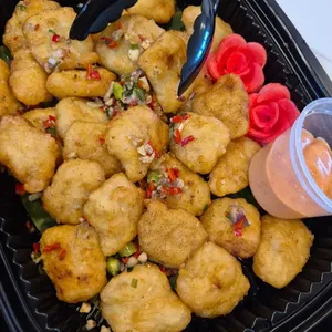 Salt and Pepper Fish with Mentaiko Sauce   (椒盐鱼配明太子酱)