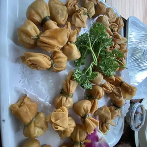 Golden Seafood Pocket with Oriental Dip