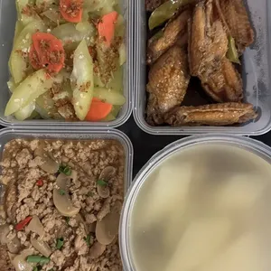 Tingkat - 3 Dishes + 1 soup/ 4 Dishes  (20 days)(Dinner)