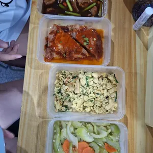 Tingkat - 3 Dishes + 1 soup/ 4 Dishes  (20 days)(Dinner)