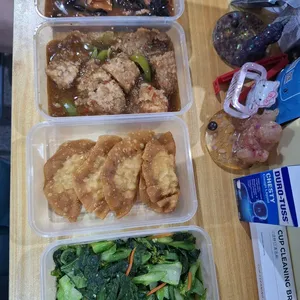 Tingkat - 3 Dishes + 1 soup/ 4 Dishes  (20 days)(Dinner)