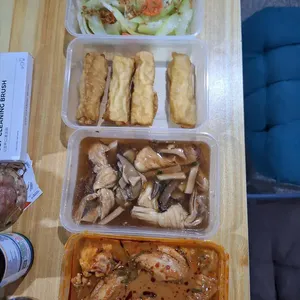 Tingkat - 3 Dishes + 1 soup/ 4 Dishes  (20 days)(Dinner)