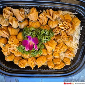 Golden Seafood Pocket with Oriental Dip