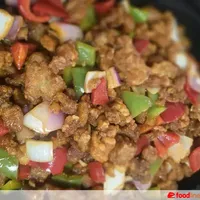Click to see Sweet & Sour Pork 酸甜咕噜肉