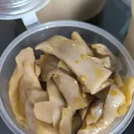香辣杏鲍菇 	Spicy King Oyster Mushroom